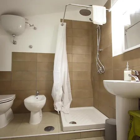 Dei Cerri 2br Διαμέρισμα *